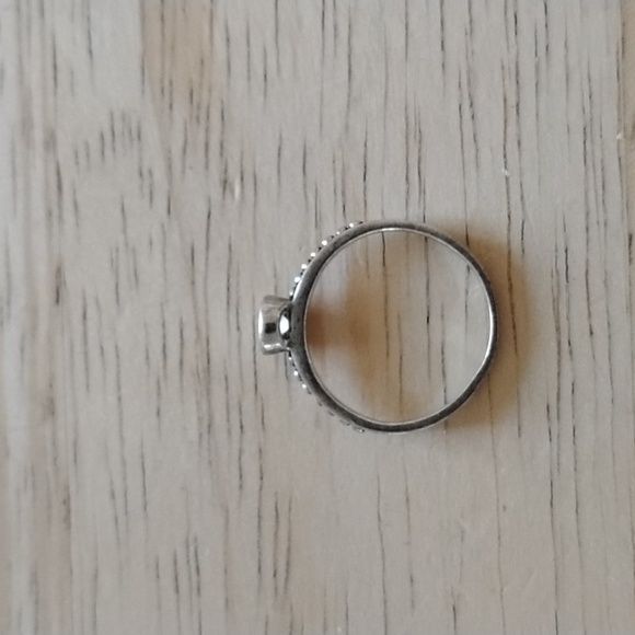 Sterling Silver Ring - Picture 2 of 5